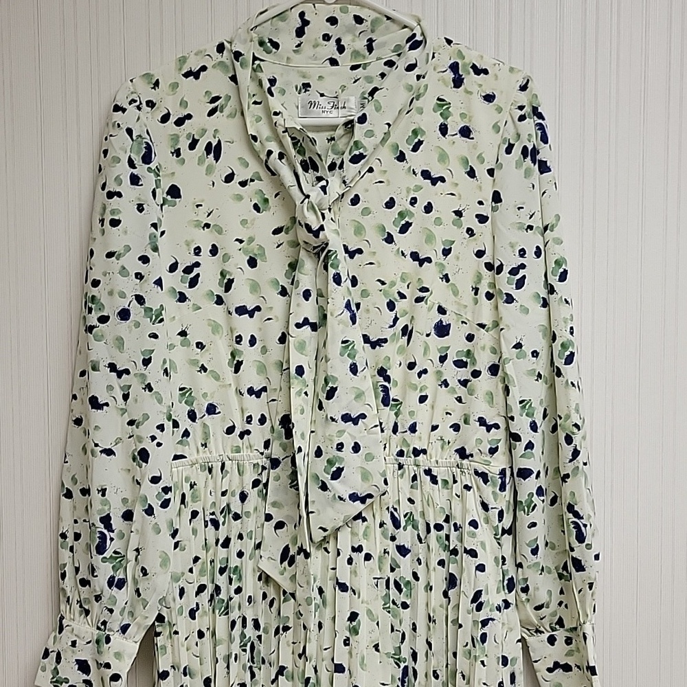 Miss Finch NYC Floral Print Long Sleeve Dress Medium New Modest church - Picture 3 of 7